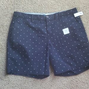 *HUGE SALE* New Old Navy navy blue with white dots shorts NWT